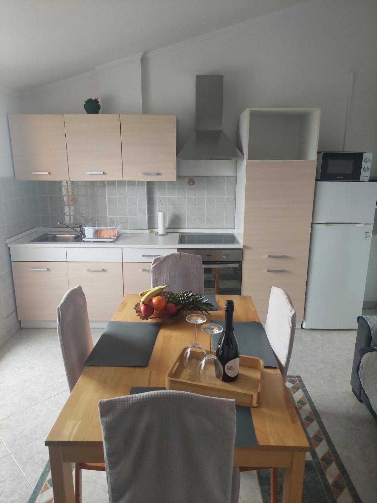 Apartman Andela Labinci Luaran gambar